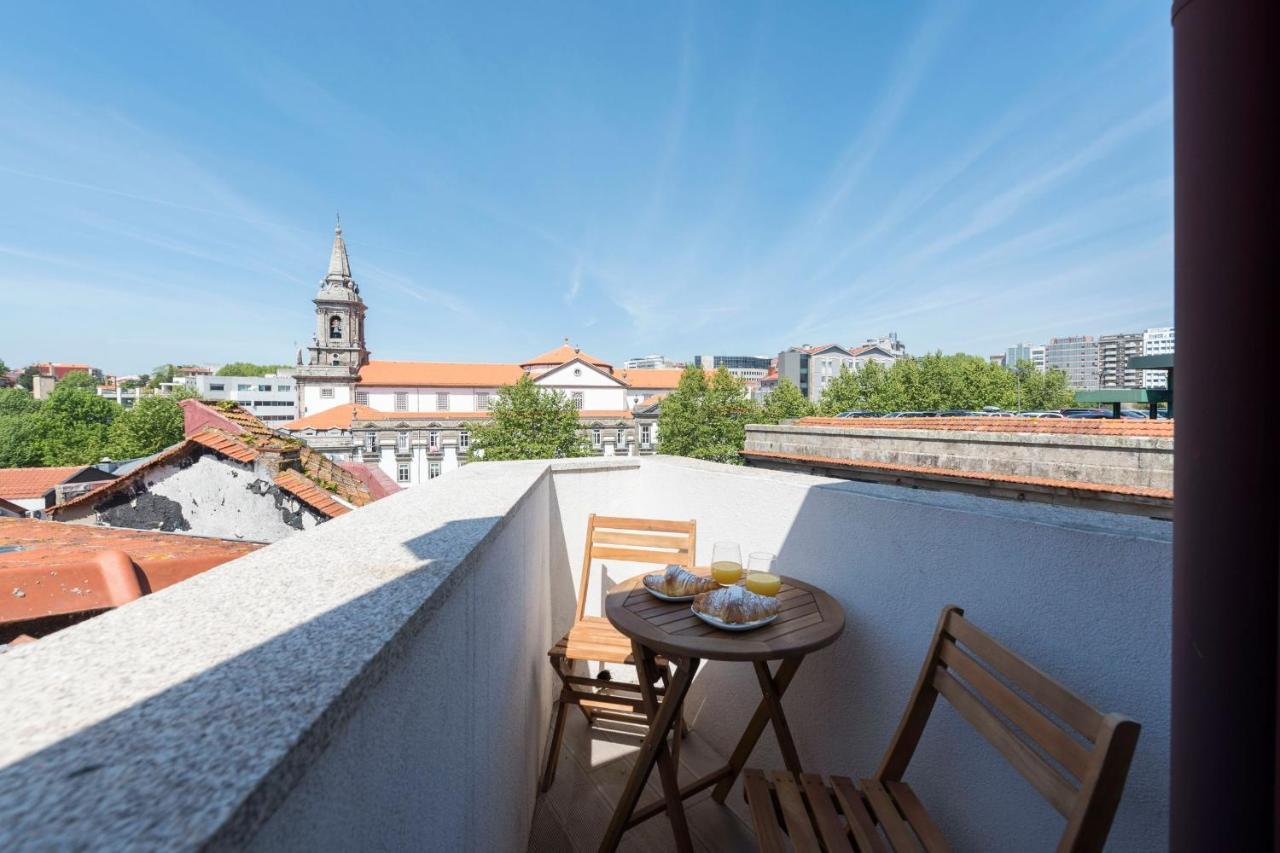Central Superb Flat W/ Ac & Balcony By Lovelystay Porto Eksteriør billede
